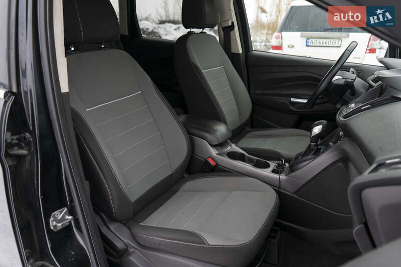 Внедорожник / Кроссовер Ford Escape 2014 в Ужгороде