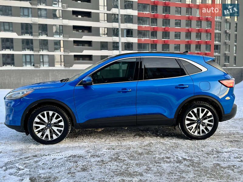 Внедорожник / Кроссовер Ford Escape 2019 в Киеве