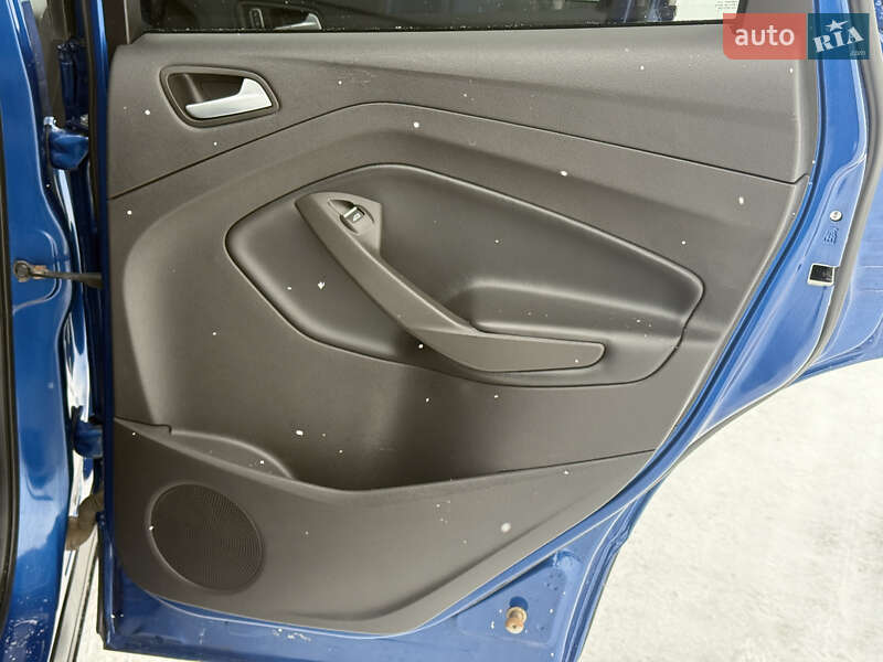 Позашляховик / Кросовер Ford Escape 2019 в Рівному