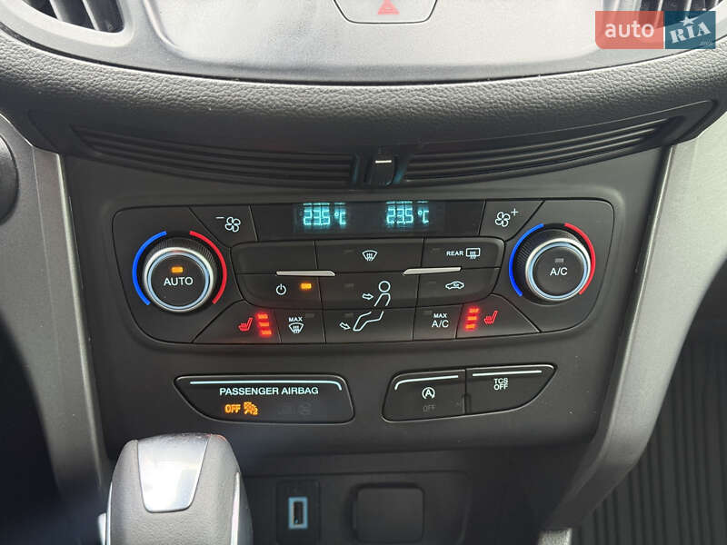 Позашляховик / Кросовер Ford Escape 2019 в Рівному