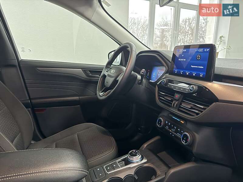 Внедорожник / Кроссовер Ford Escape 2024 в Полтаве