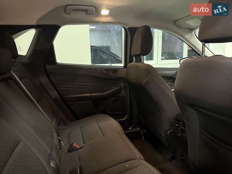 Внедорожник / Кроссовер Ford Escape 2024 в Полтаве