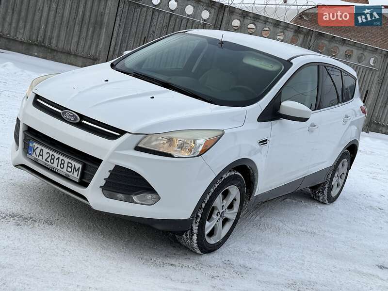 Внедорожник / Кроссовер Ford Escape 2012 в Каменском