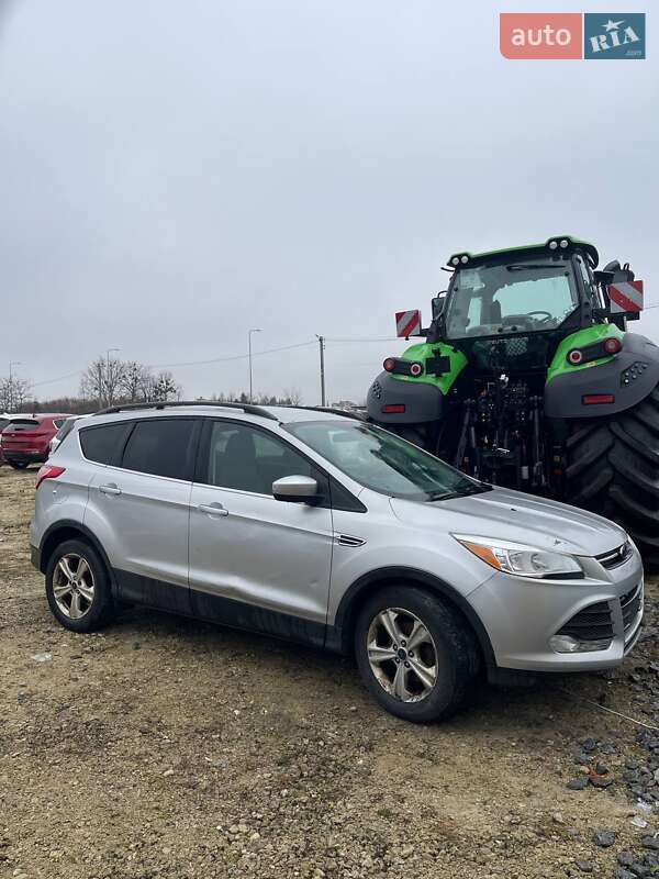 Позашляховик / Кросовер Ford Escape 2016 в Львові