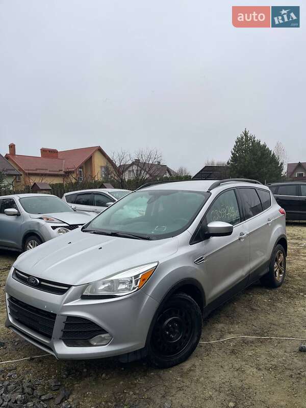 Позашляховик / Кросовер Ford Escape 2016 в Львові