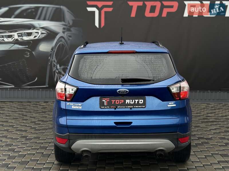 Внедорожник / Кроссовер Ford Escape 2018 в Львове