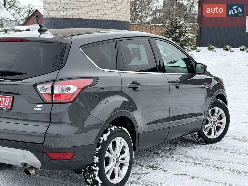 Позашляховик / Кросовер Ford Escape 2018 в Дубні фото 2 Позашляховик / Кросовер Ford Escape 2018 в Дубні
