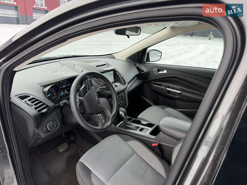 Позашляховик / Кросовер Ford Escape 2018 в Дубні фото 13 Позашляховик / Кросовер Ford Escape 2018 в Дубні