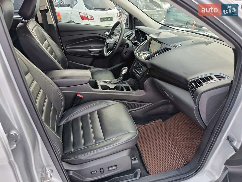 Внедорожник / Кроссовер Ford Escape 2018 в Броварах