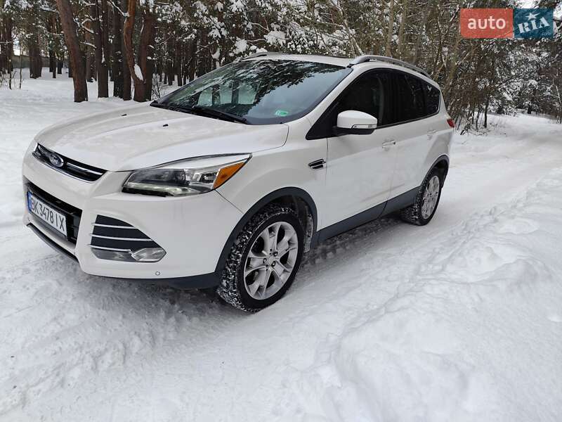 Внедорожник / Кроссовер Ford Escape 2016 в Вараше