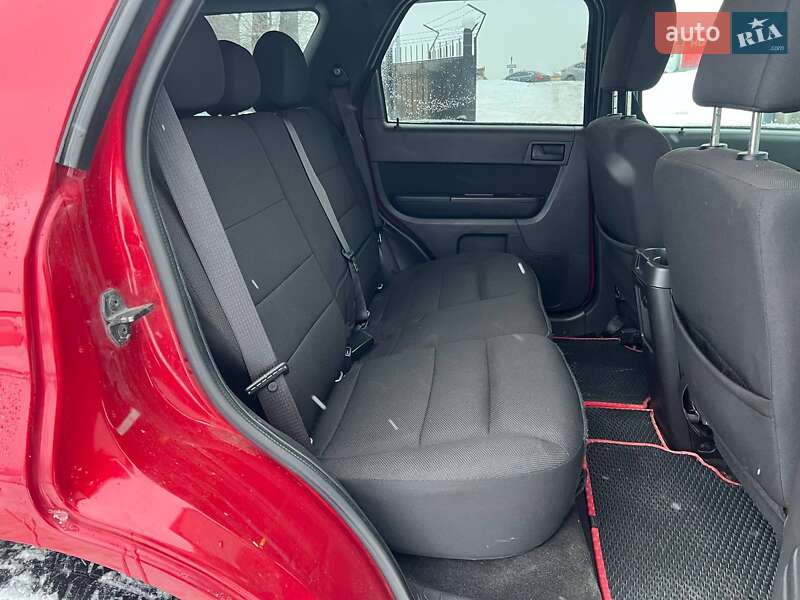 Позашляховик / Кросовер Ford Escape 2009 в Києві