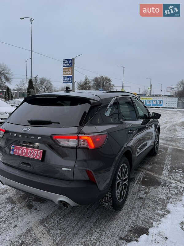 Позашляховик / Кросовер Ford Escape 2020 в Полтаві