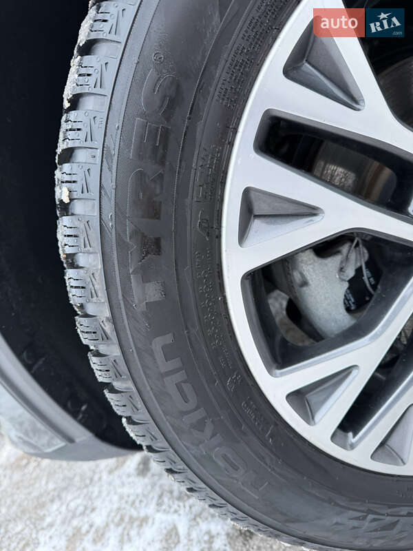 Позашляховик / Кросовер Ford Escape 2020 в Полтаві