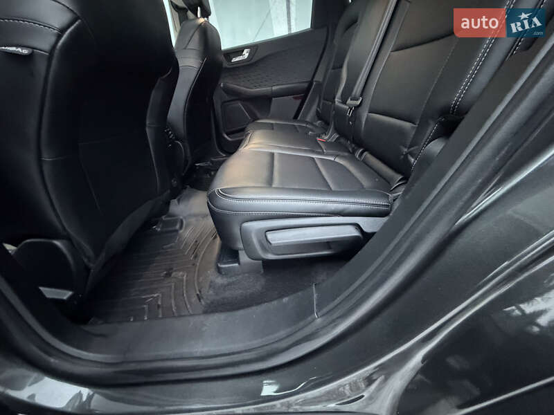 Позашляховик / Кросовер Ford Escape 2020 в Полтаві