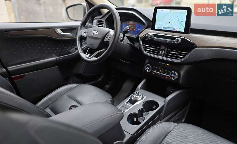 Внедорожник / Кроссовер Ford Escape 2020 в Львове