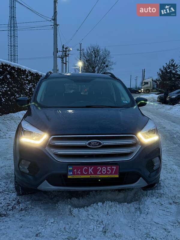 Позашляховик / Кросовер Ford Escape 2018 в Львові