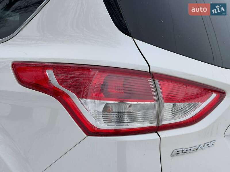 Позашляховик / Кросовер Ford Escape 2014 в Охтирці