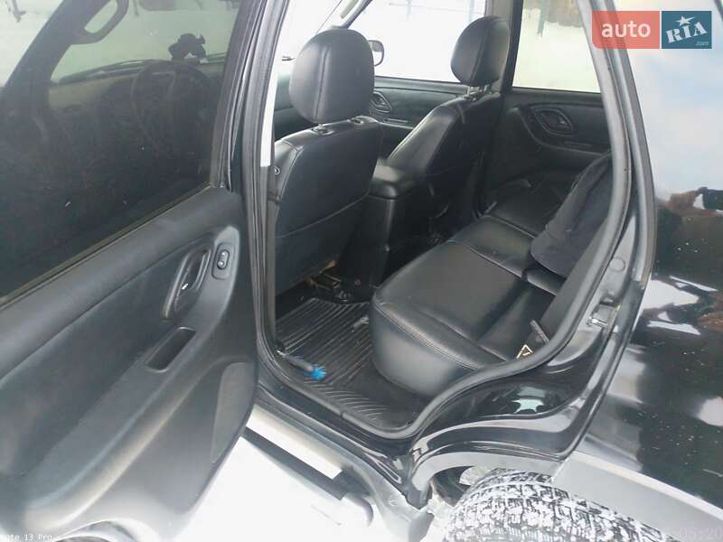 Внедорожник / Кроссовер Ford Escape 2002 в Кременце