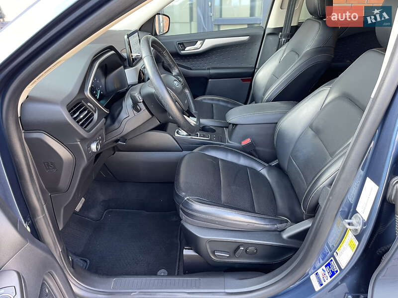 Внедорожник / Кроссовер Ford Escape 2020 в Кременчуге