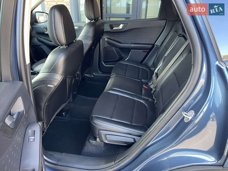 Внедорожник / Кроссовер Ford Escape 2020 в Кременчуге