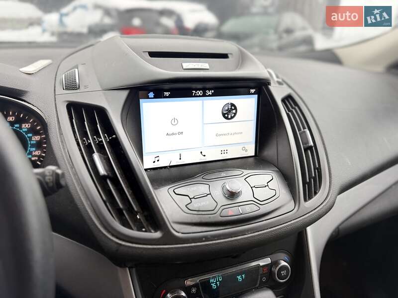 Позашляховик / Кросовер Ford Escape 2016 в Львові