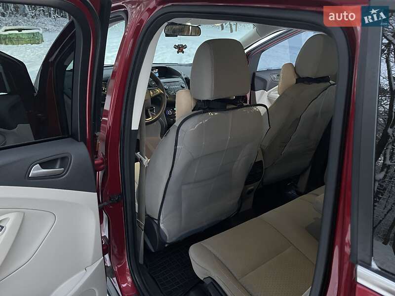 Внедорожник / Кроссовер Ford Escape 2016 в Чернигове