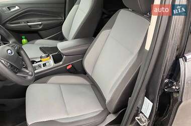 Внедорожник / Кроссовер Ford Escape 2018 в Львове