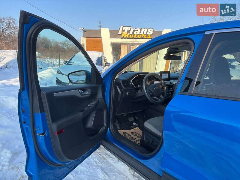 Позашляховик / Кросовер Ford Escape 2019 в Стрию