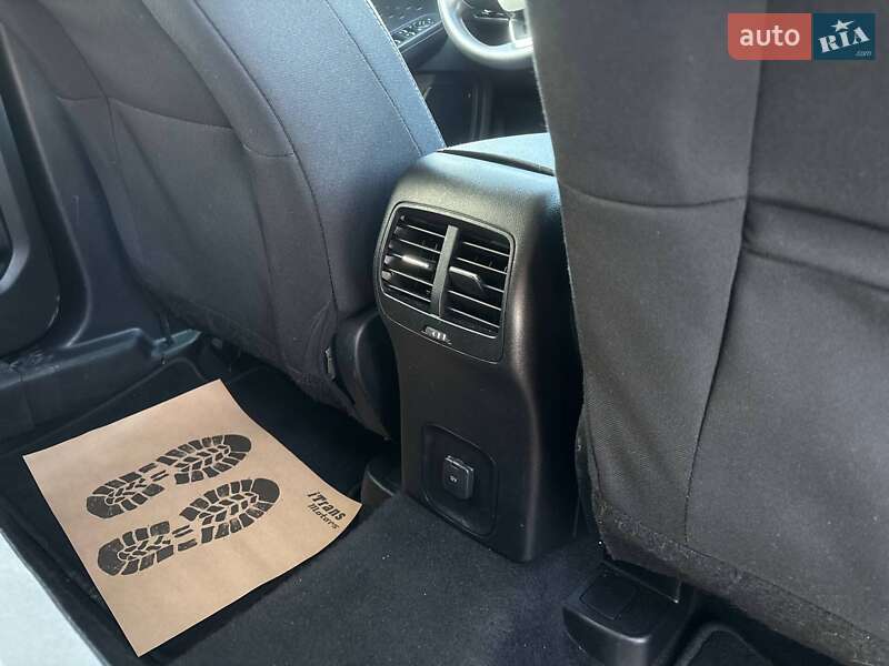 Позашляховик / Кросовер Ford Escape 2019 в Стрию