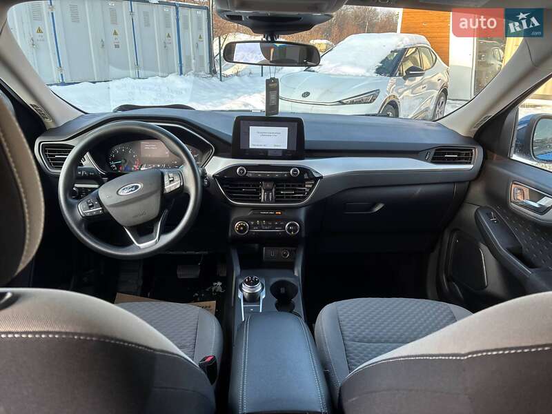 Позашляховик / Кросовер Ford Escape 2019 в Стрию