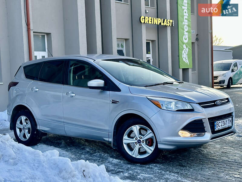 Позашляховик / Кросовер Ford Escape 2015 в Дрогобичі