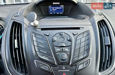 Позашляховик / Кросовер Ford Escape 2015 в Дрогобичі
