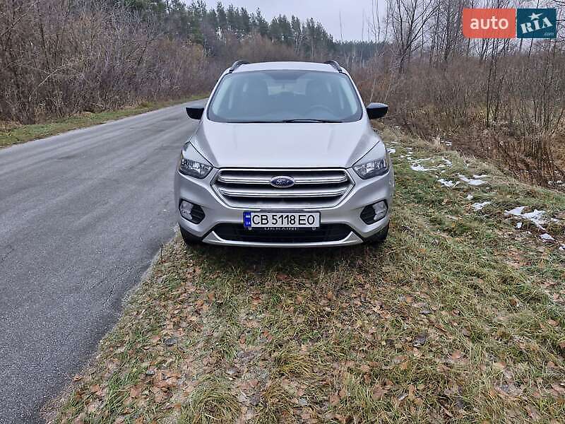 Внедорожник / Кроссовер Ford Escape 2019 в Львове