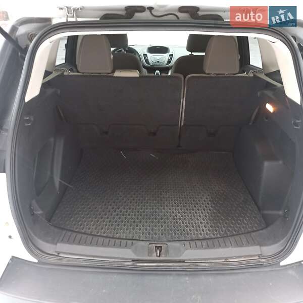 Внедорожник / Кроссовер Ford Escape 2012 в Каменском