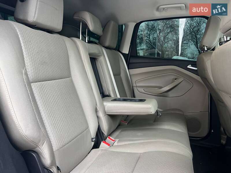 Внедорожник / Кроссовер Ford Escape 2018 в Ивано-Франковске