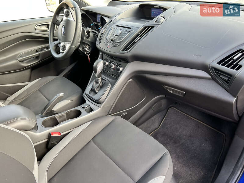 Позашляховик / Кросовер Ford Escape 2014 в Миколаєві
