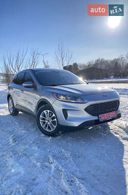 Внедорожник / Кроссовер Ford Escape 2021 в Львове