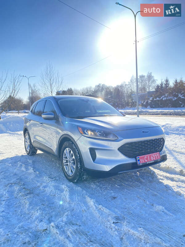 Внедорожник / Кроссовер Ford Escape 2021 в Львове
