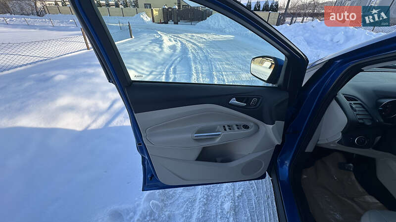 Позашляховик / Кросовер Ford Escape 2017 в Дубні фото 8 Позашляховик / Кросовер Ford Escape 2017 в Дубні
