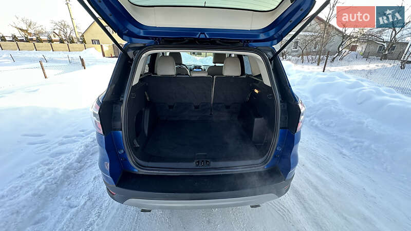 Позашляховик / Кросовер Ford Escape 2017 в Дубні фото 24 Позашляховик / Кросовер Ford Escape 2017 в Дубні