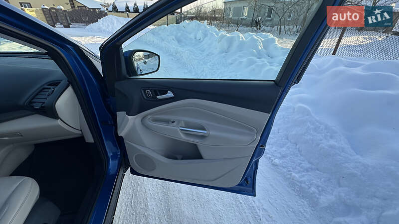 Позашляховик / Кросовер Ford Escape 2017 в Дубні фото 34 Позашляховик / Кросовер Ford Escape 2017 в Дубні