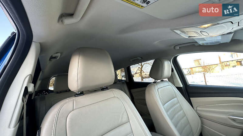 Позашляховик / Кросовер Ford Escape 2017 в Дубні фото 37 Позашляховик / Кросовер Ford Escape 2017 в Дубні