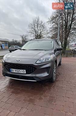 Внедорожник / Кроссовер Ford Escape 2020 в Полтаве
