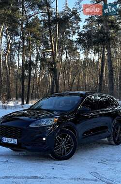 Позашляховик / Кросовер Ford Escape 2020 в Баришівка