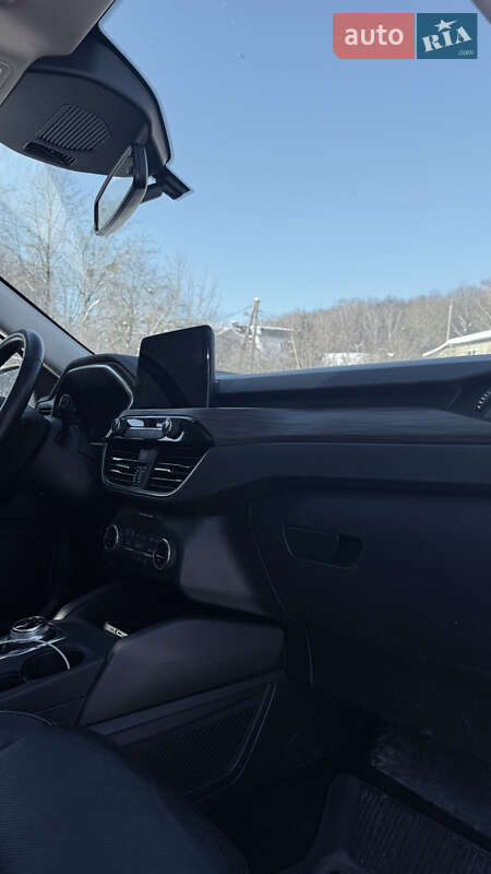 Внедорожник / Кроссовер Ford Escape 2020 в Львове