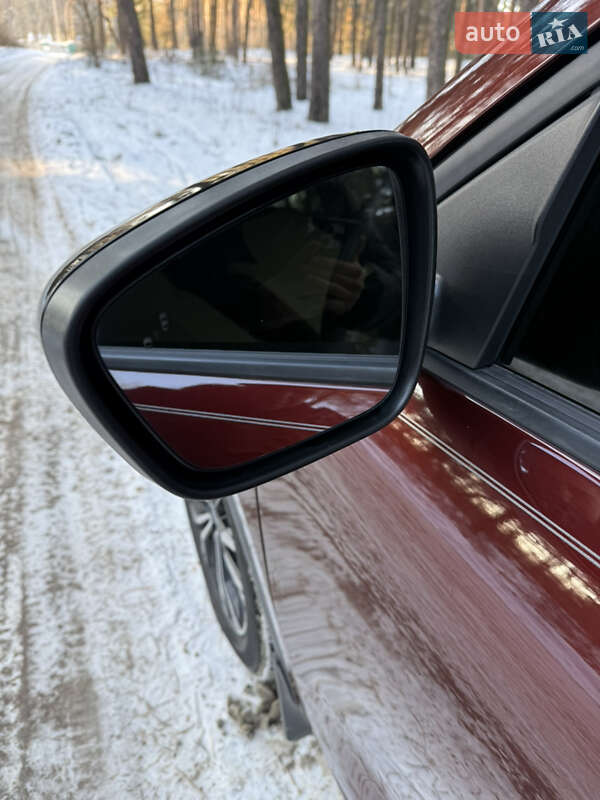 Позашляховик / Кросовер Ford Escape 2021 в Гайвороні