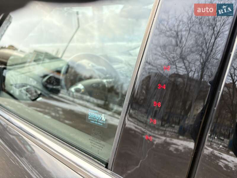 Внедорожник / Кроссовер Ford Escape 2015 в Николаеве