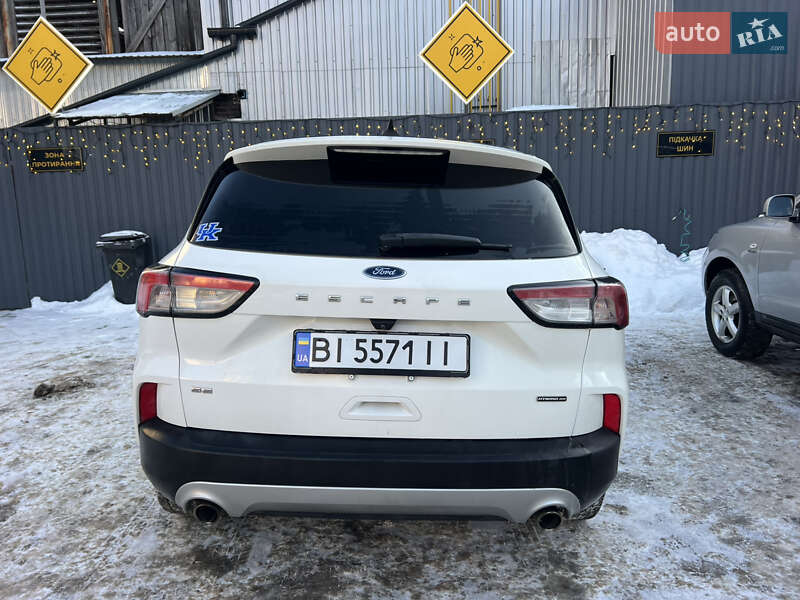 Позашляховик / Кросовер Ford Escape 2020 в Харкові