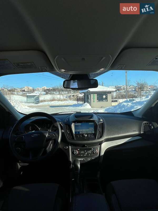Позашляховик / Кросовер Ford Escape 2019 в Львові