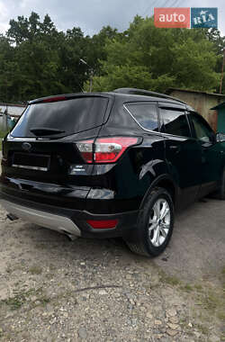 Позашляховик / Кросовер Ford Escape 2018 в Києві